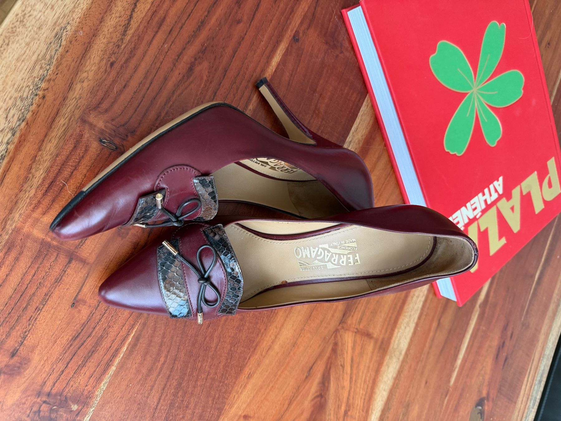 Salvatore Ferragamo Chaussures femmes: Ferragamo pumps – D'occasion à Zürich par kar_6syy 1
