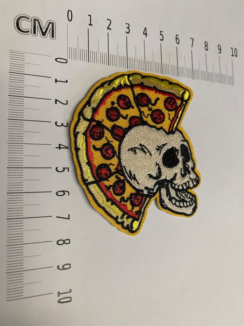 Placchette & Badge: Pizza Punk Badge – Nuovo e nell'imballaggio originale da Ostermundigen venduto da Mcone 1