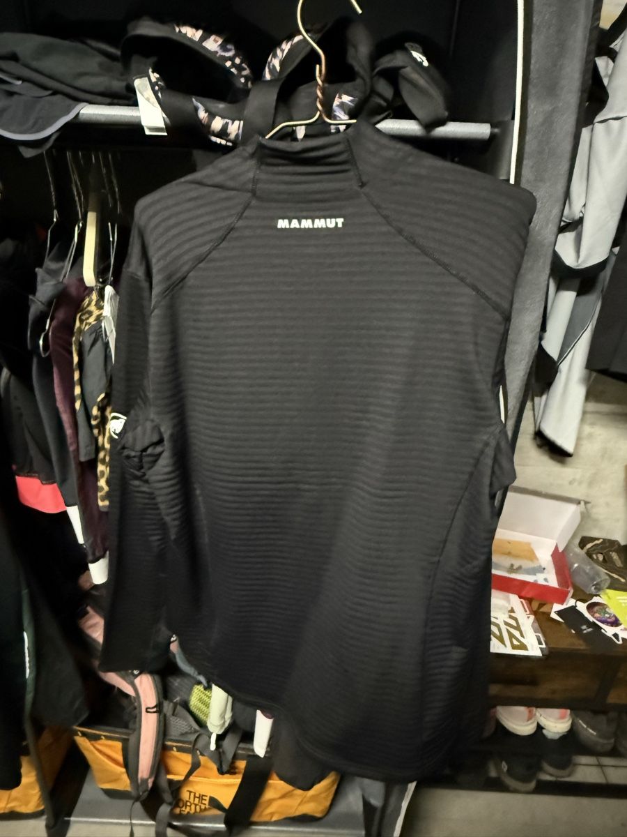 Mammut Giacche: Mammut Taiss jacket L new  – Nuovo e nell'imballaggio originale da Giubiasco venduto da Darkemperor 2