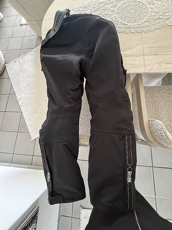 Completi: IXS Motorrad Bekleidung  – Usato da Eschen venduto da ERCI77 2