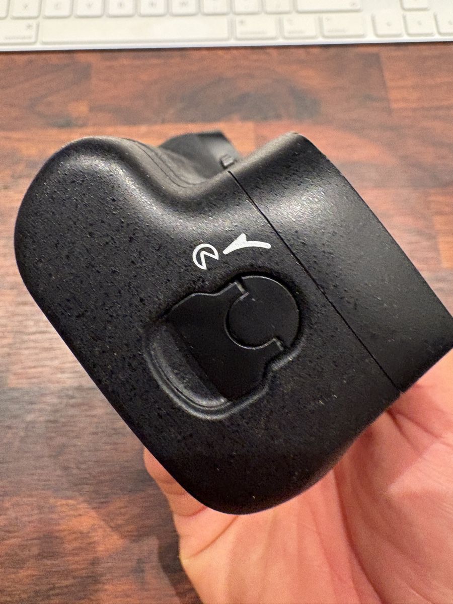 Nikon Akkus: Nikon Multi Power Battery Pack MB-D12 – Neu (gemäss Beschreibung) aus Zürich von JoCasel 5