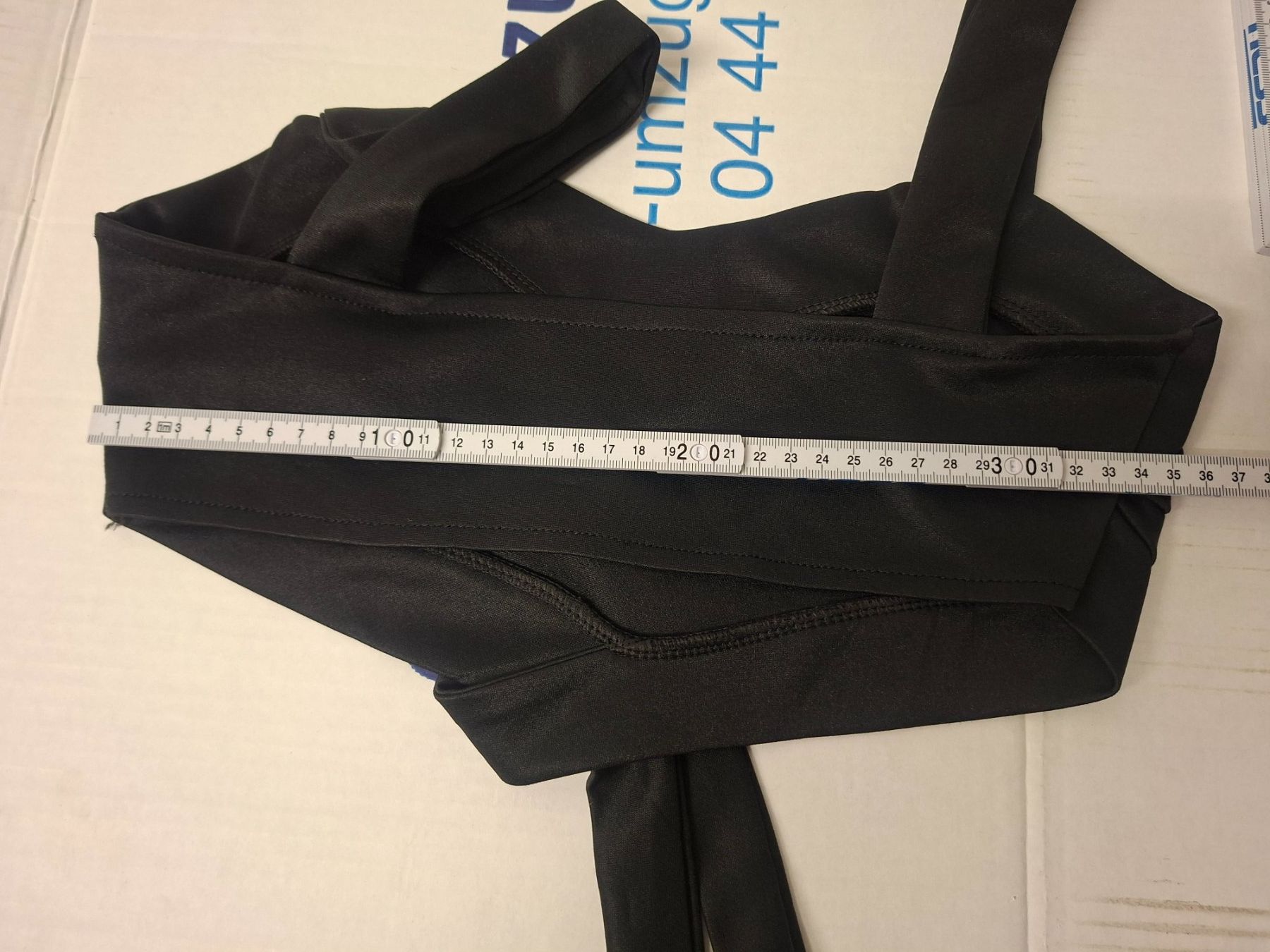Top: Schickes Top, Schwarz, Grösse S – Usato da Lengwil venduto da Gastman45 2