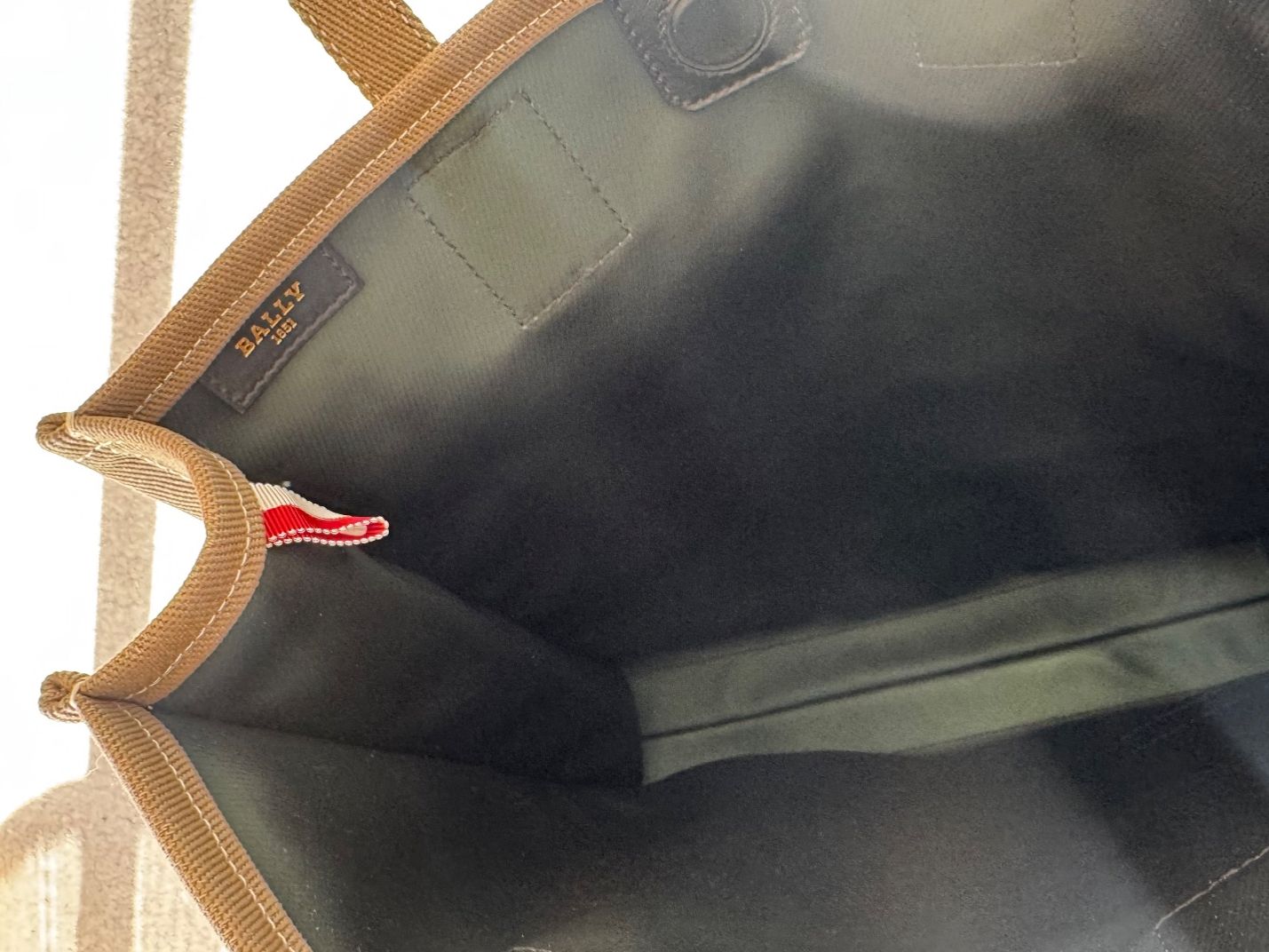 Bally Borse: Bally Schopper Tasche NEU | NP 700+ Fr. – Nuovo (secondo la descrizione) da Zollikon venduto da cielles 4