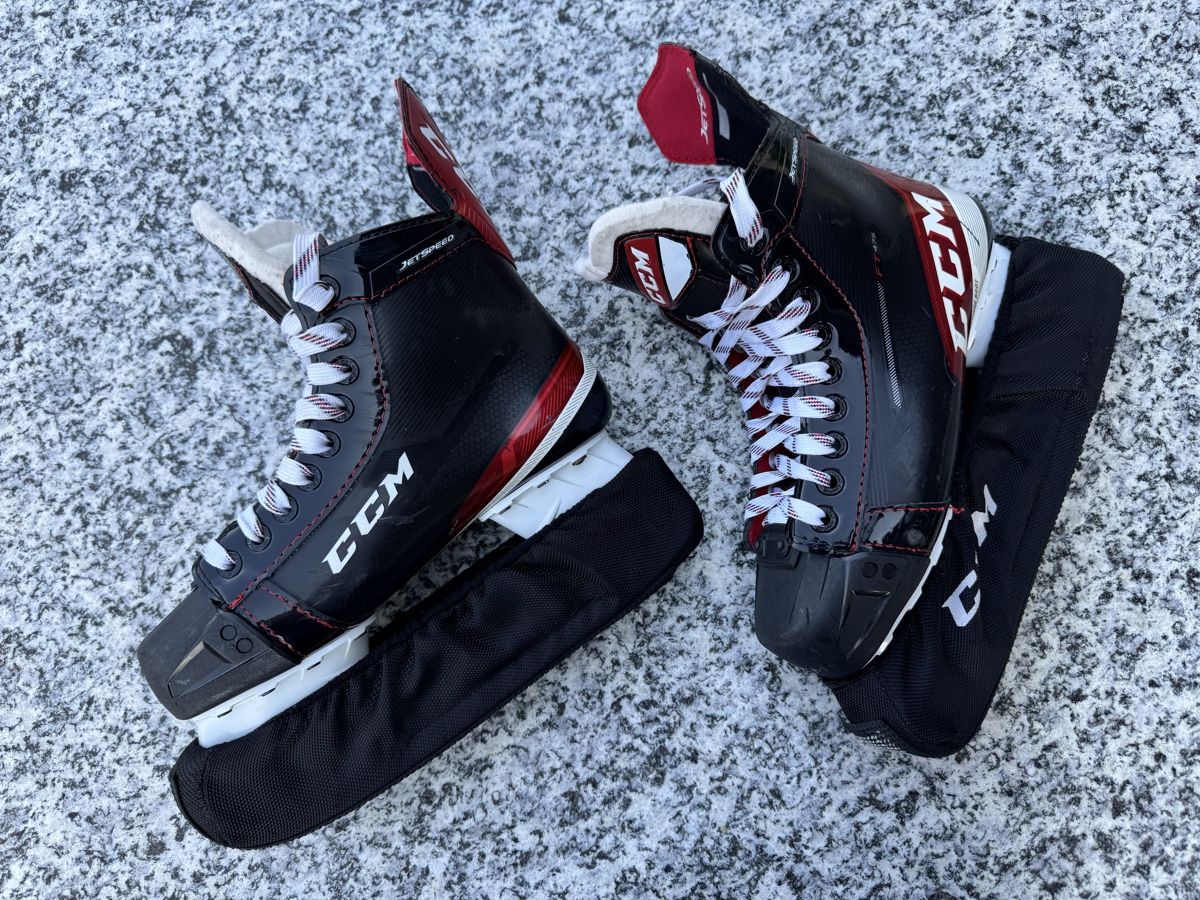 Ccm Pattini da ghiaccio: CCM JetSpeed FT 475 Schlittschuhe Grösse 5.5  – Usato da Horriwil venduto da kreidlerkari