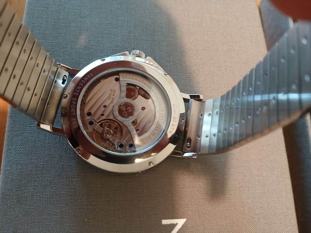 Nomos Tangente Sport Neomatik (Gebraucht) in Forch für CHF 1650