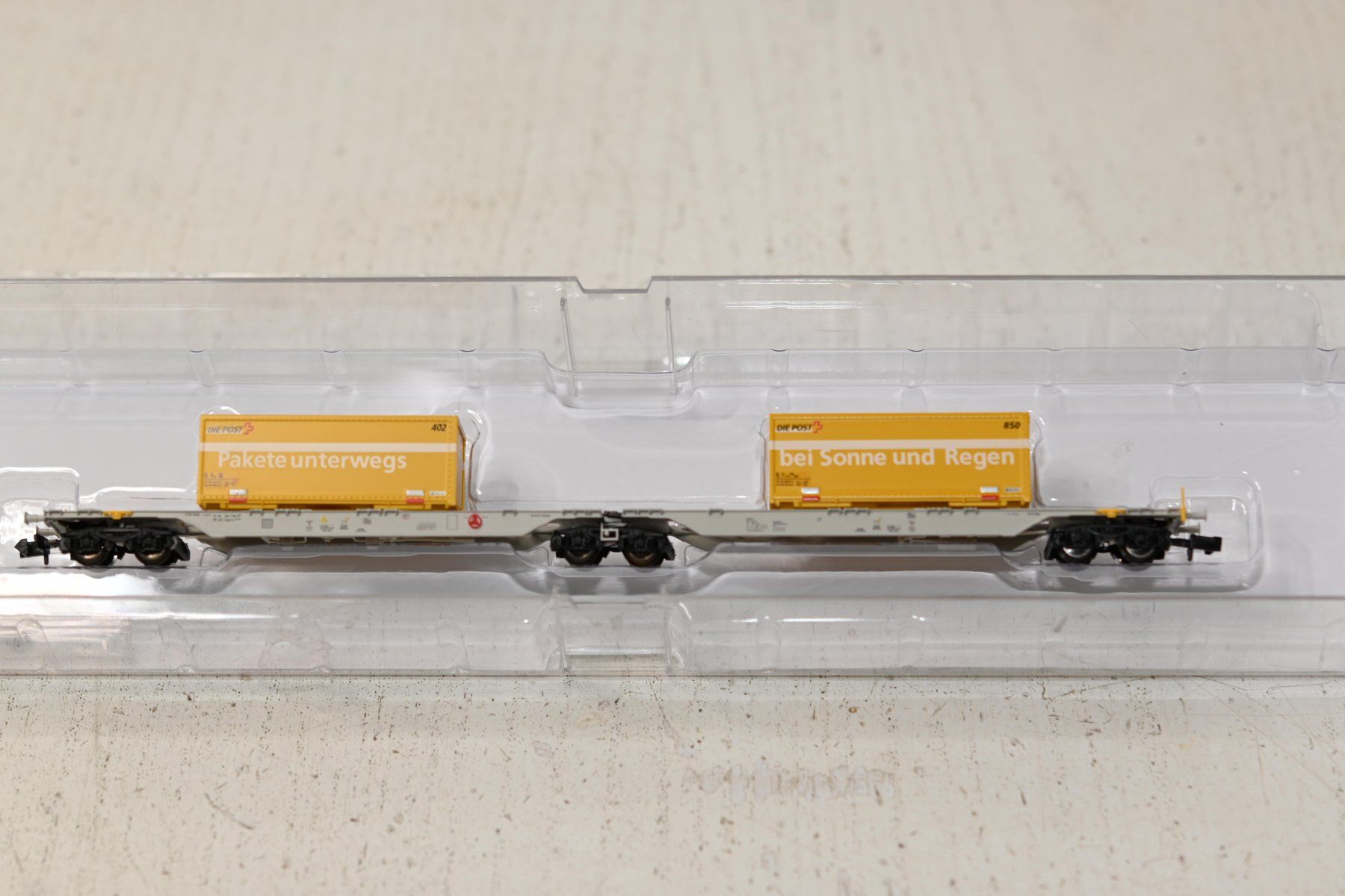 Fleischmann Modellini di ferrovie: Containerwagen  Post Fleischmann Spur N mit OVP – Usato da Laupen ZH venduto da Zmoewe