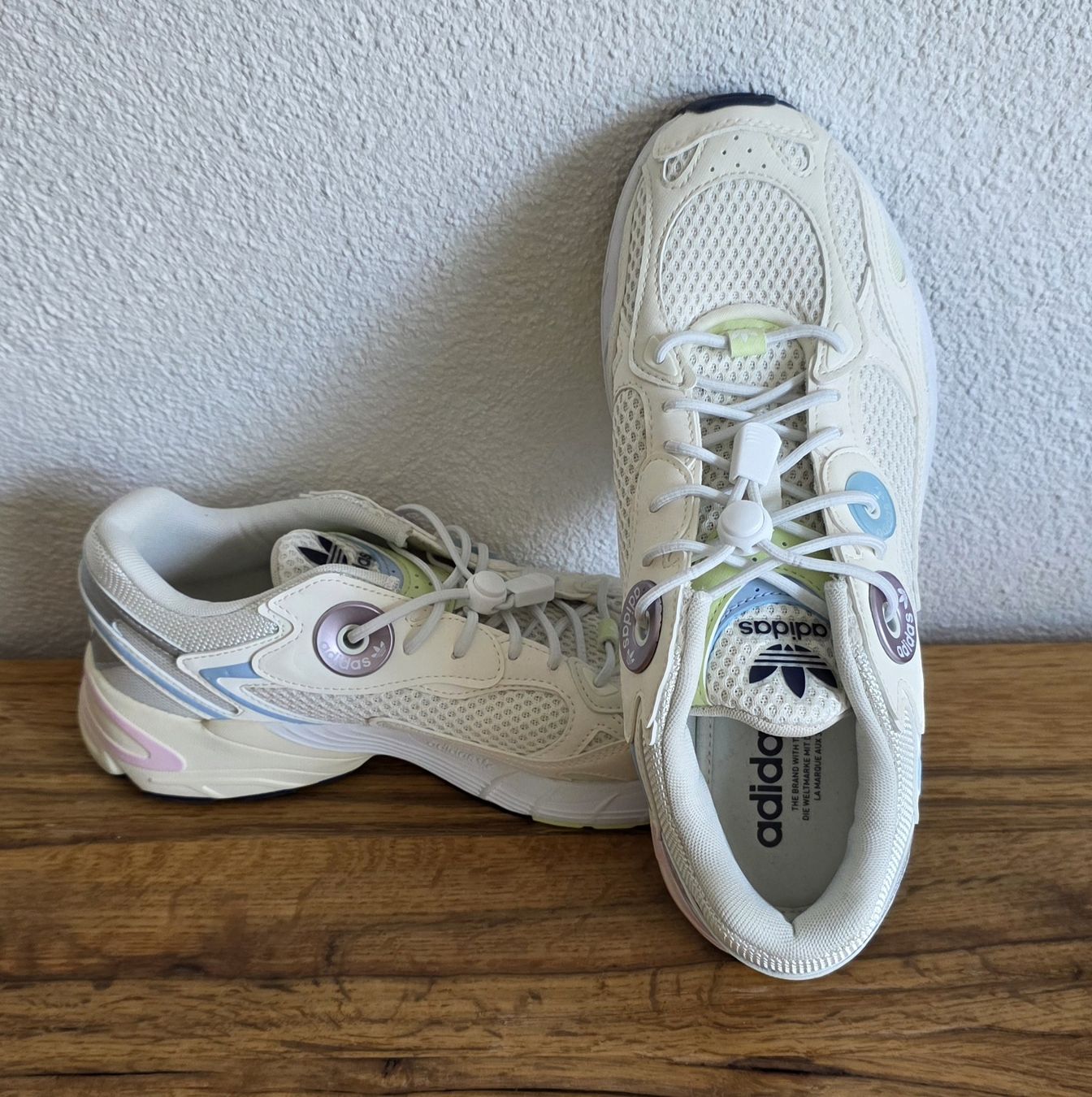 Adidas Chaussures femmes: adidas Schhuh,Gr.40 – Neuf (Voir description) à Frauenfeld par Bleeddragon 1