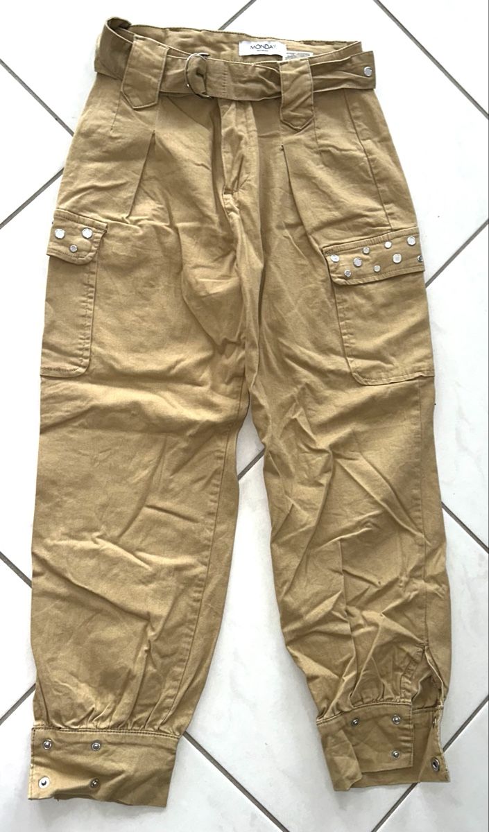 Pantaloni: MONDAY CARGO HOSE GR. S – Usato da Unteraegeri venduto da MH203 2