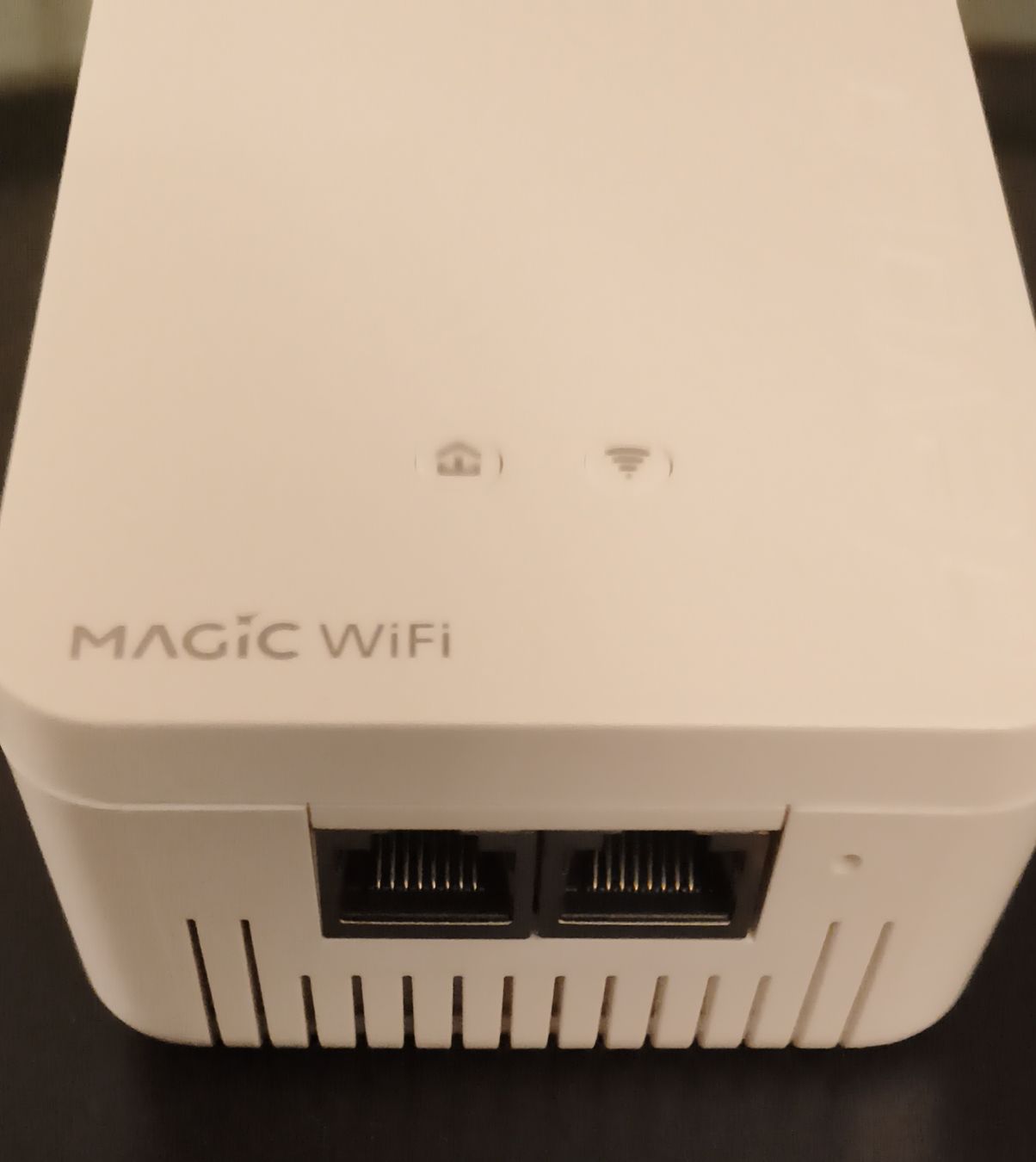 Devolo Laufwerke & Adapter: Devolo Magic 2 WiFi & LAN Powerline Set, 3 Adapter – Gebraucht aus Hittnau von mauzi1984 2