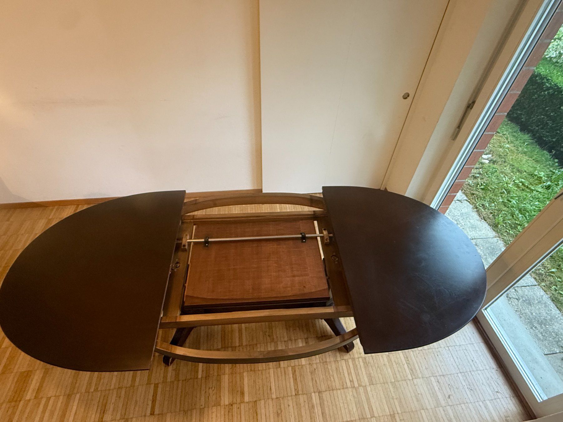 Tavoli: Oval Holz Tisch ausziehbar – Usato da Thalwil venduto da wannabuywatch 2