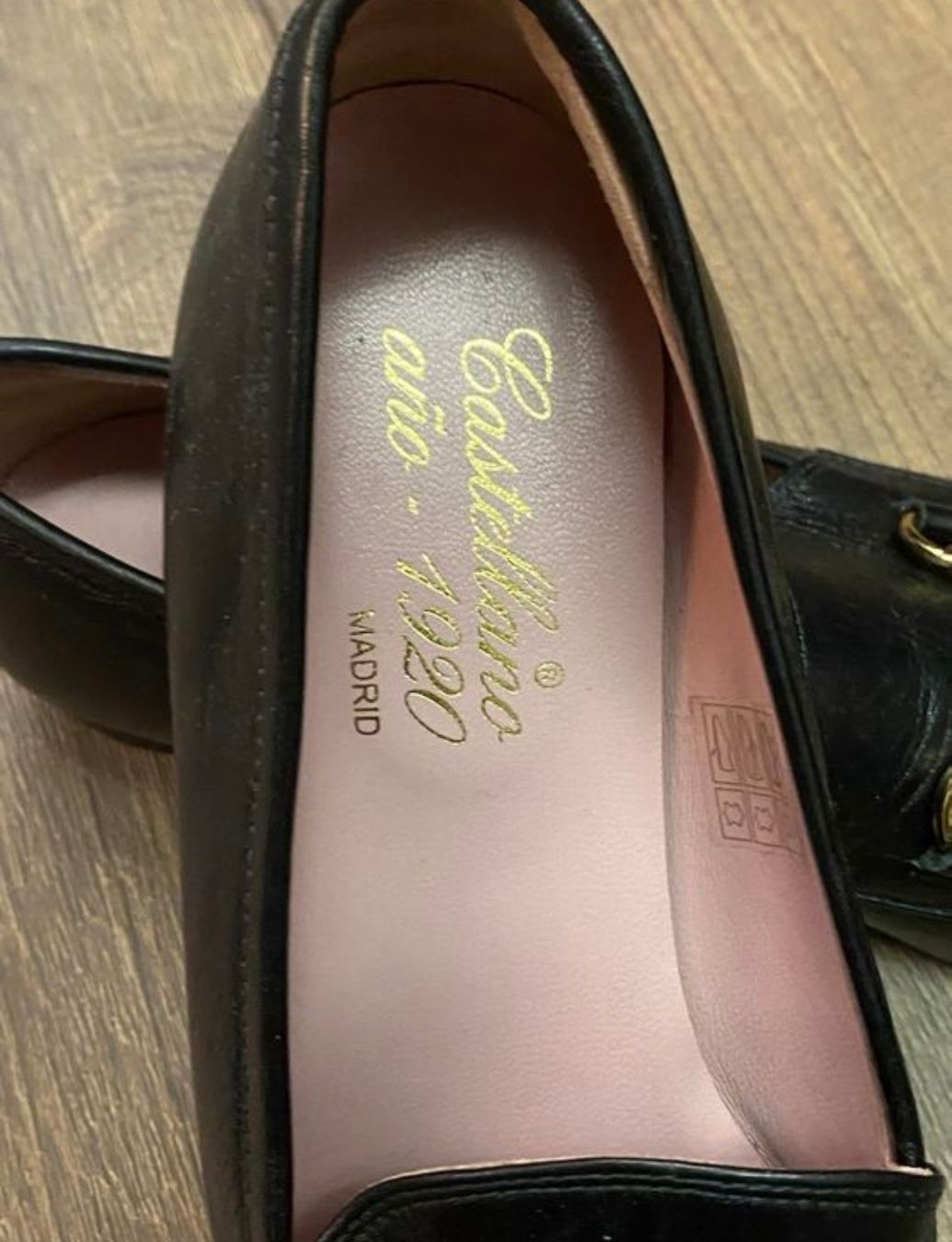 Damenschuhe: Loafer aus Leder, grösse 40 – Gebraucht aus Rheinau von miriam_j 7