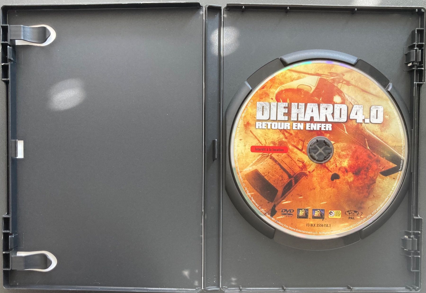 Alle DVDs: DIE HARD 4.0 (RETOUR EN ENFER) – Gebraucht aus Poliez-Pittet von Newtown-Records 2
