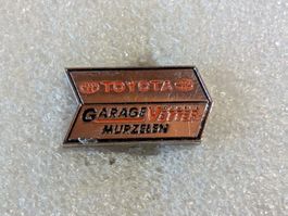 Ansteckpin 112: Toyota Garage