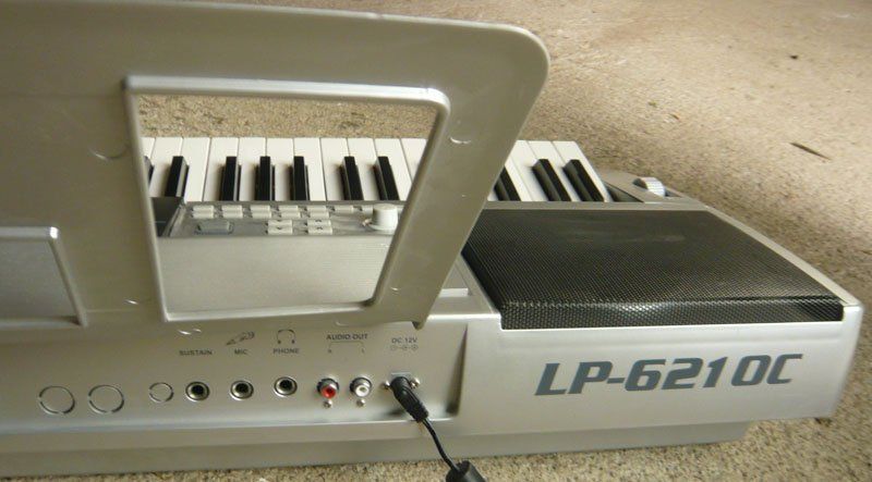 C.Giant Musikinstrumente: E-Piano C.Giant – Gebraucht aus Ruggell von Dolce9 5