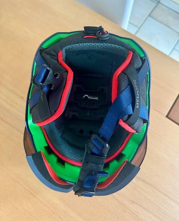 Atomic Caschi: Skihelm ATOMIC, blau, Kinder – Usato da Gersau venduto da walin_6442 4