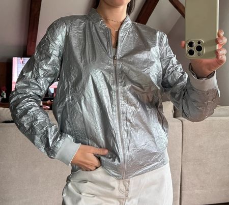 Silberne Bomberjacke von OPUS im Metallic-Look Gr. 36 