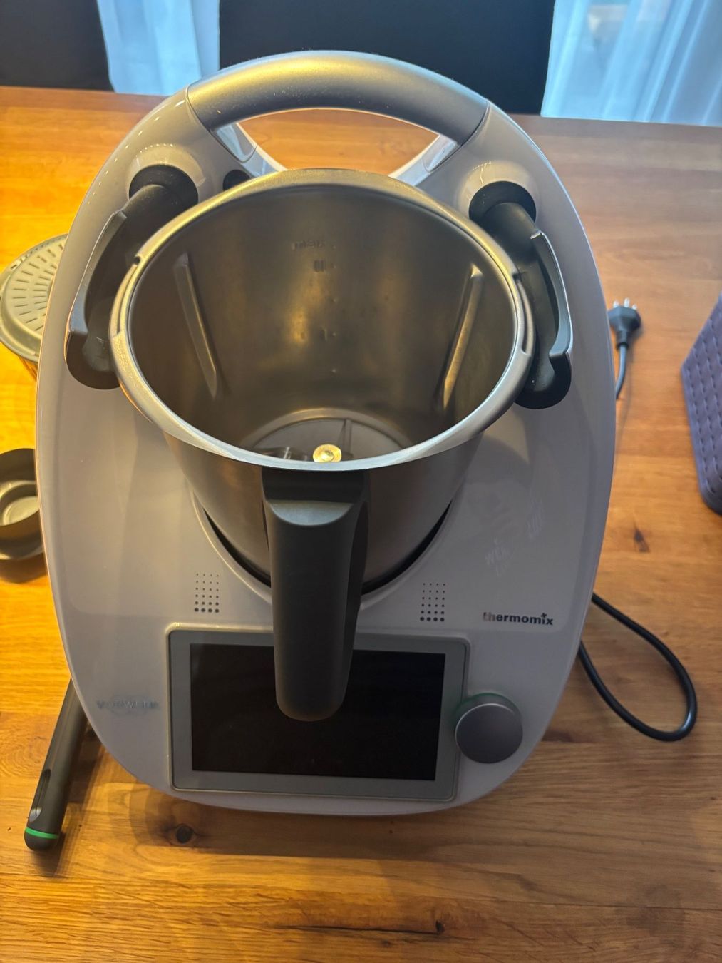 Thermomix Elettrodomestici da cucina: Thermomix TM6 – Usato da Lachen SZ venduto da StickMaster