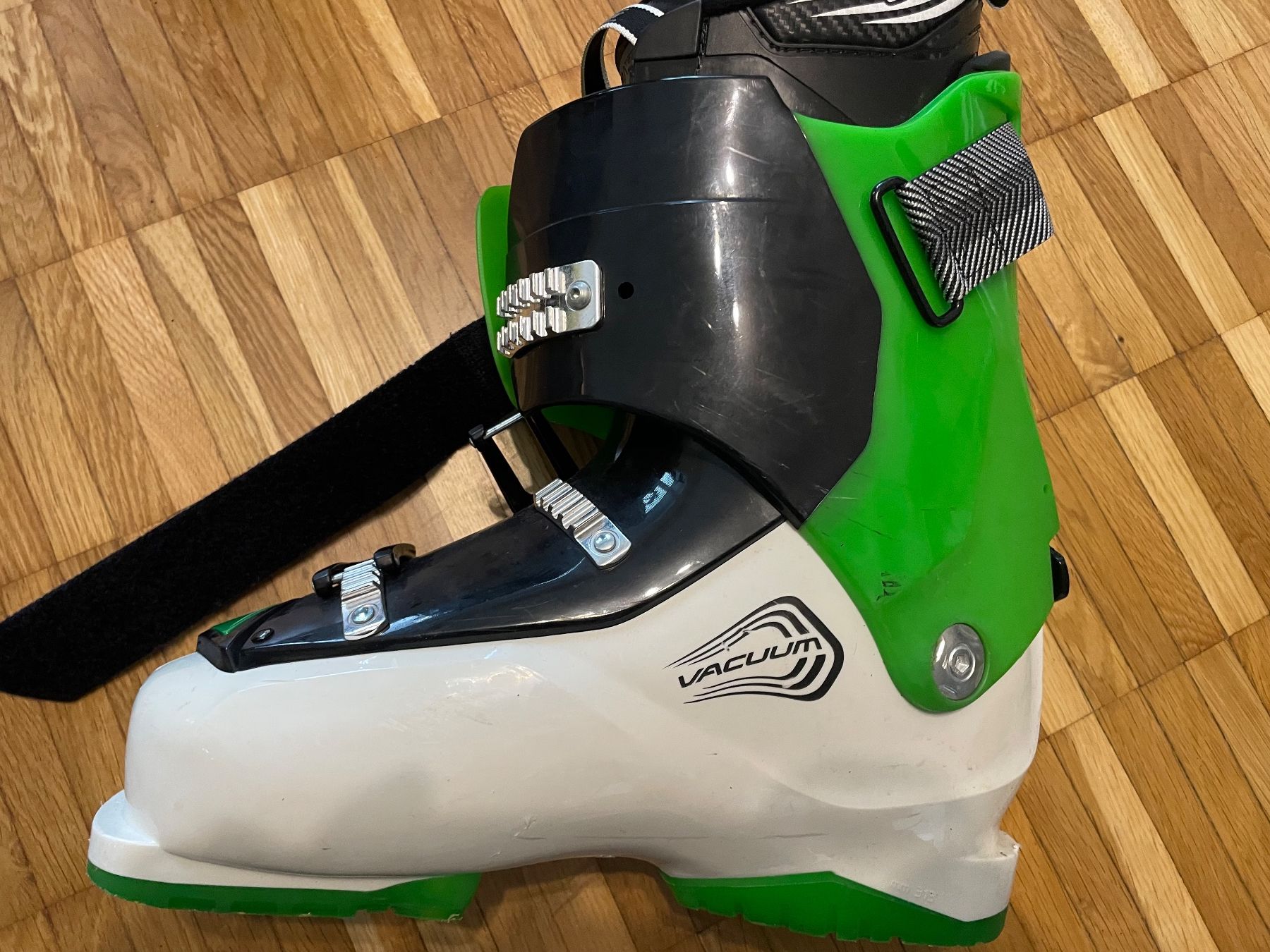Fischer Herrenschuhe: Fischer skiing boots 42/43 – Gebraucht aus Hünenberg See von jan_gj9z 5