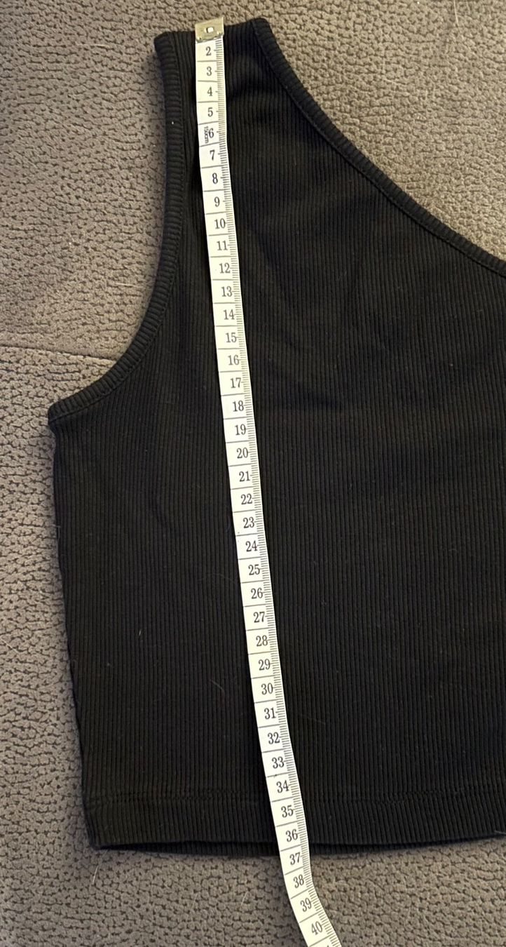 Tops: Even&Odd One-Shoulder Crop Top Schwarz – Gebraucht aus Oberkulm von angela_05 3