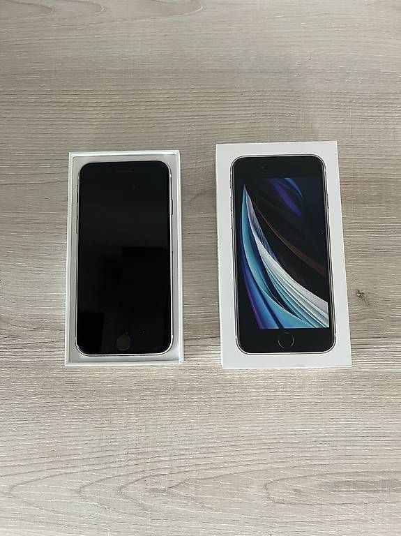 Handys / Smartphones: iPhone SE blanc 64 – Gebraucht aus Le Grand-Saconnex von gia_k2vw