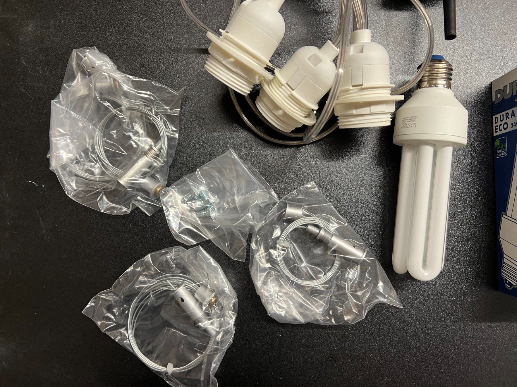 Lampadari & plafoniere: ESEDRA CILINDRO DIAM NERO incl. CABLE – Nuovo e nell'imballaggio originale da Mägenwil venduto da BackInWhite 4