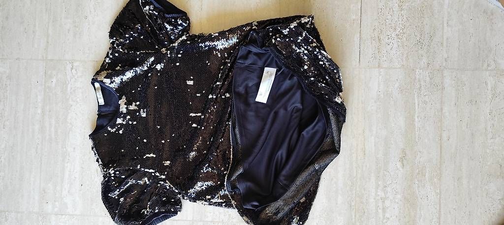 Robes: Robe en sequins  – Neuf avec emballage d'origine à Lausanne par vri_jmb8 2