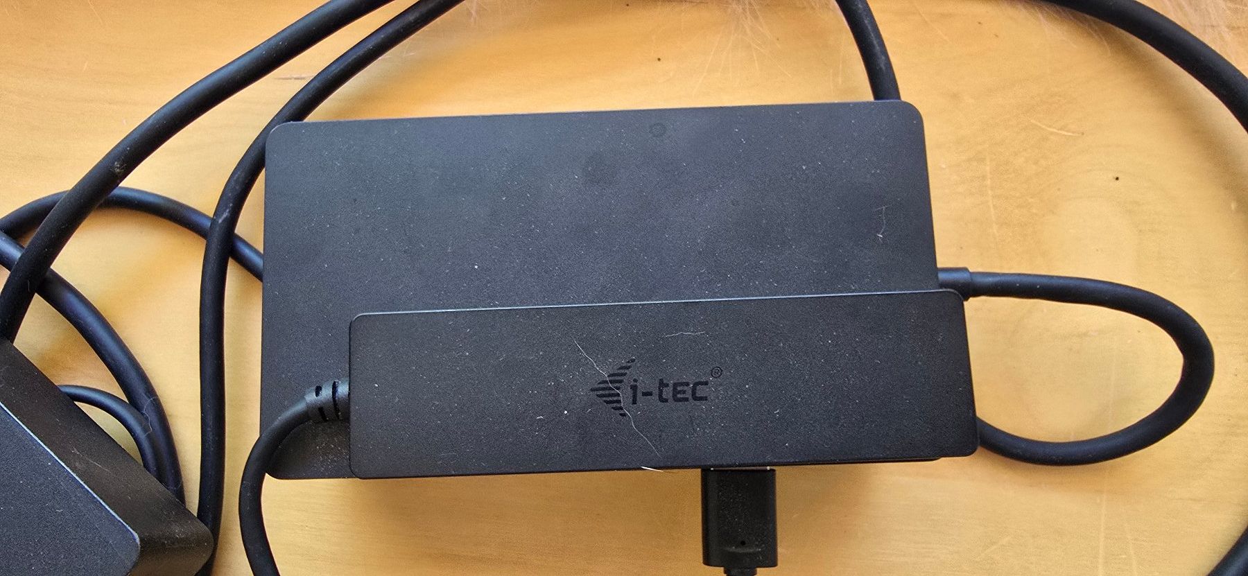 Microsoft Dockingstation: Surface Dock mit USB Hub – Gebraucht aus St. German von SchlufiPeter86 1
