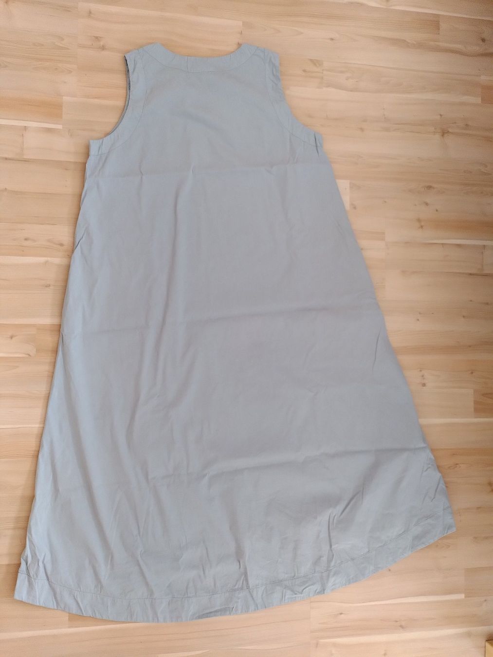 Colora Vestiti: dünnes Colora Damen Kleid, Gr. M, Hellgrau, NEU – Nuovo (secondo la descrizione) da Brugg AG venduto da olamim