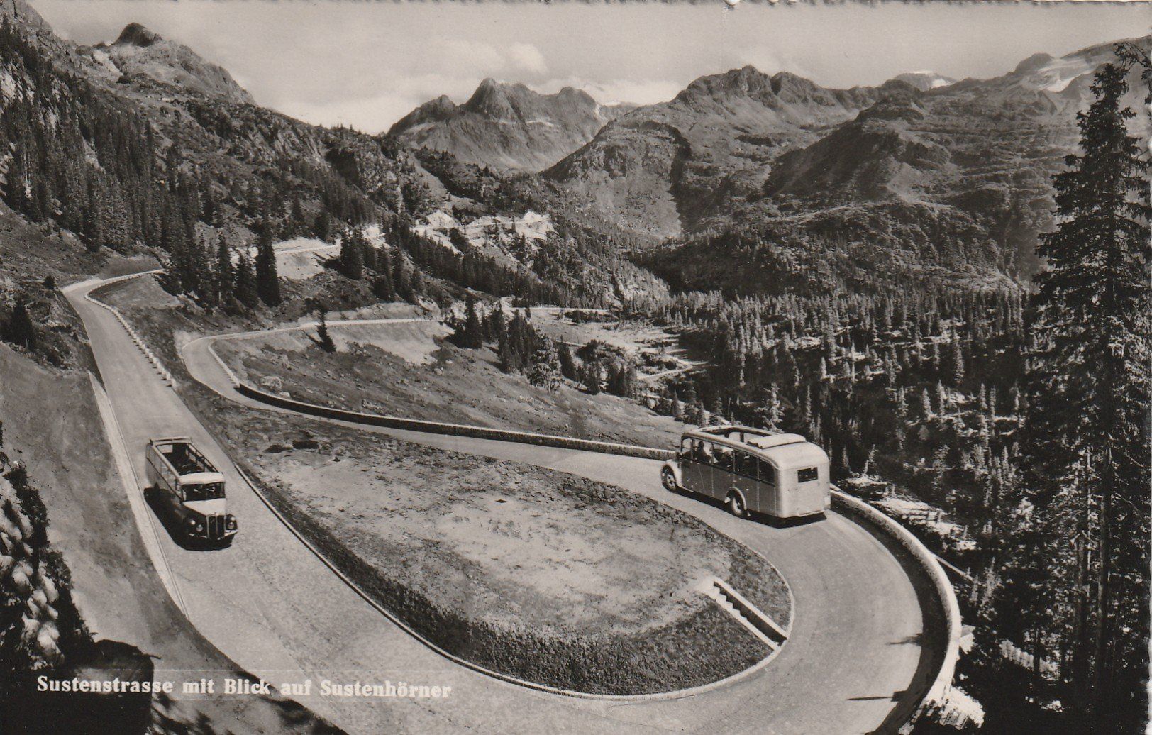 Cartoline postali: Sustenstrasse mit 2 Postautos – Usato da Rorschacherberg venduto da fratovi2