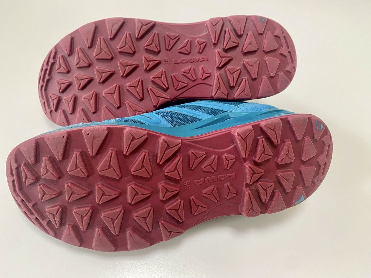 Lowa Scarpe per ragazze: Lowa Grösse 36 Türkis – Usato da Oftringen venduto da Melanaffo81 2