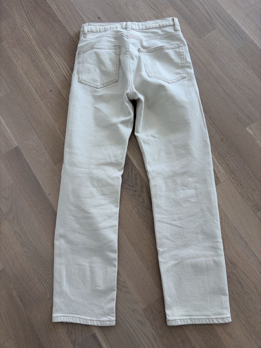 Mango Jeans: MNG Weisse Jeans Premium, Gr. 32 – Usato da Au ZH venduto da eac_gm25 2