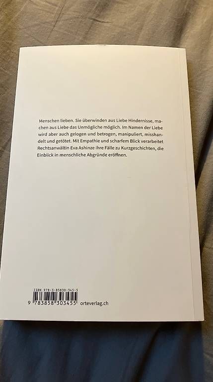 Bücher: Eva Ashinze "Und er nennt es Liebe" – Gebraucht aus Winterthur von Malaika5 1