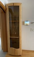 Elegante Buchenholz-Vitrine – Massiv, modern & günstig