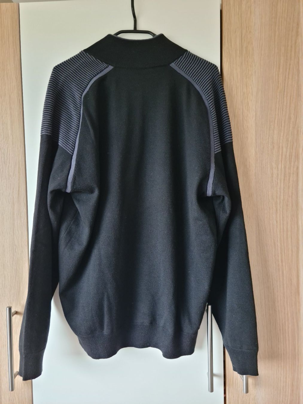 Calvin Klein Pullover & Sweatshirts: Calvin Klein Pullover Gr. L Herren, neuwertig – Gebraucht aus Oberuzwil von sab_58zf 1