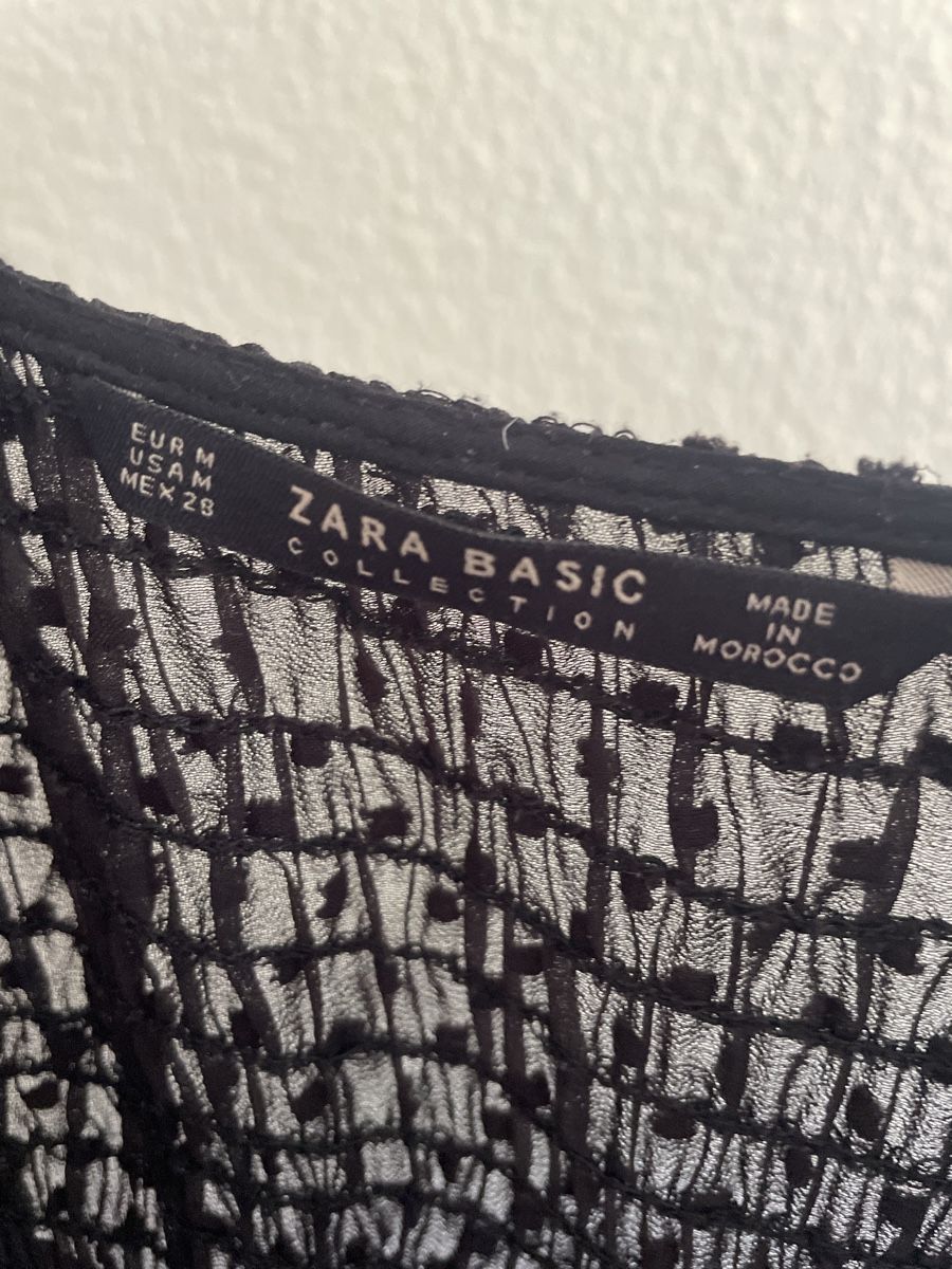 Zara Camicette: Zara Basic Collection - Schwarze Bluse mit Rüschen, M – Usato da Zürich venduto da ape_gb8z 1