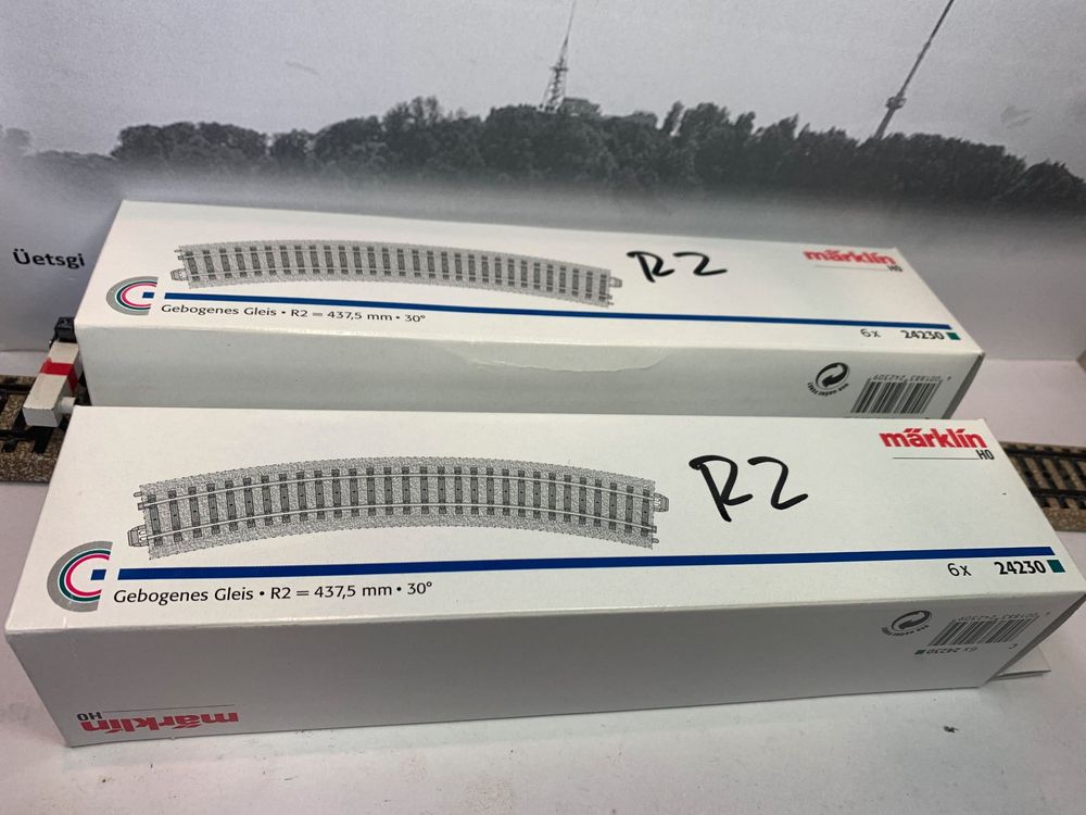Märklin C-track R2 Binario Märklin 24230 Curva Raggio 2 Per Scala H0