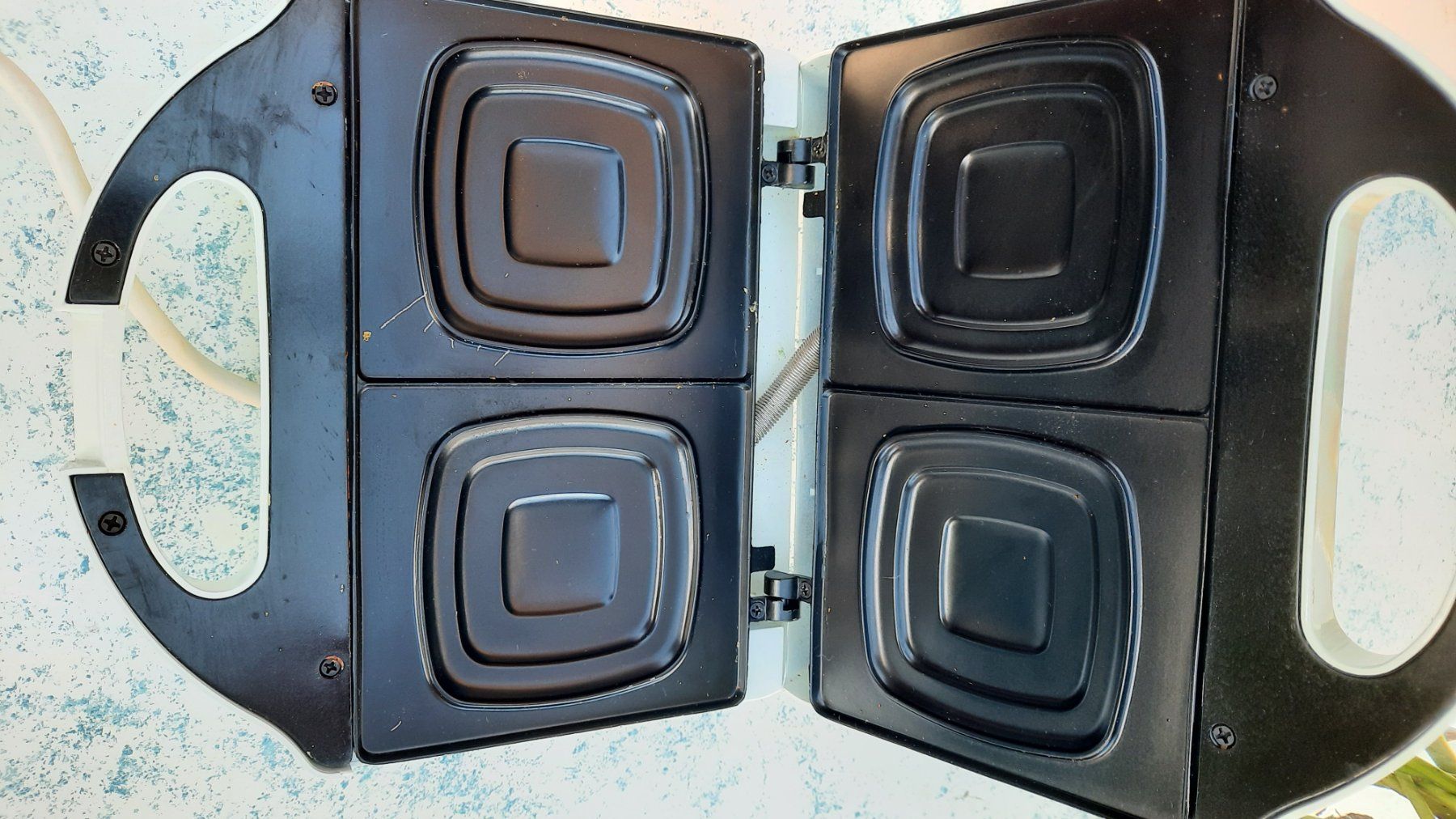 Elettrodomestici da cucina: Sandwichmaker – Usato da Baden venduto da Boroda 1