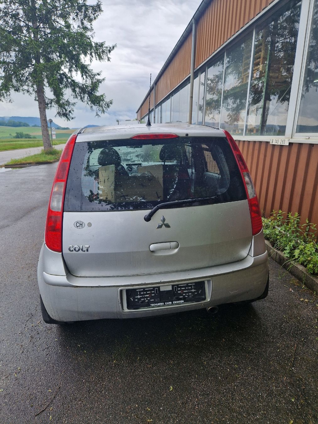 Mitsubishi Automobili: Mitsubishi Colt 2006 Defekt – Usato da Wahlen b. Laufen venduto da Martin350 2