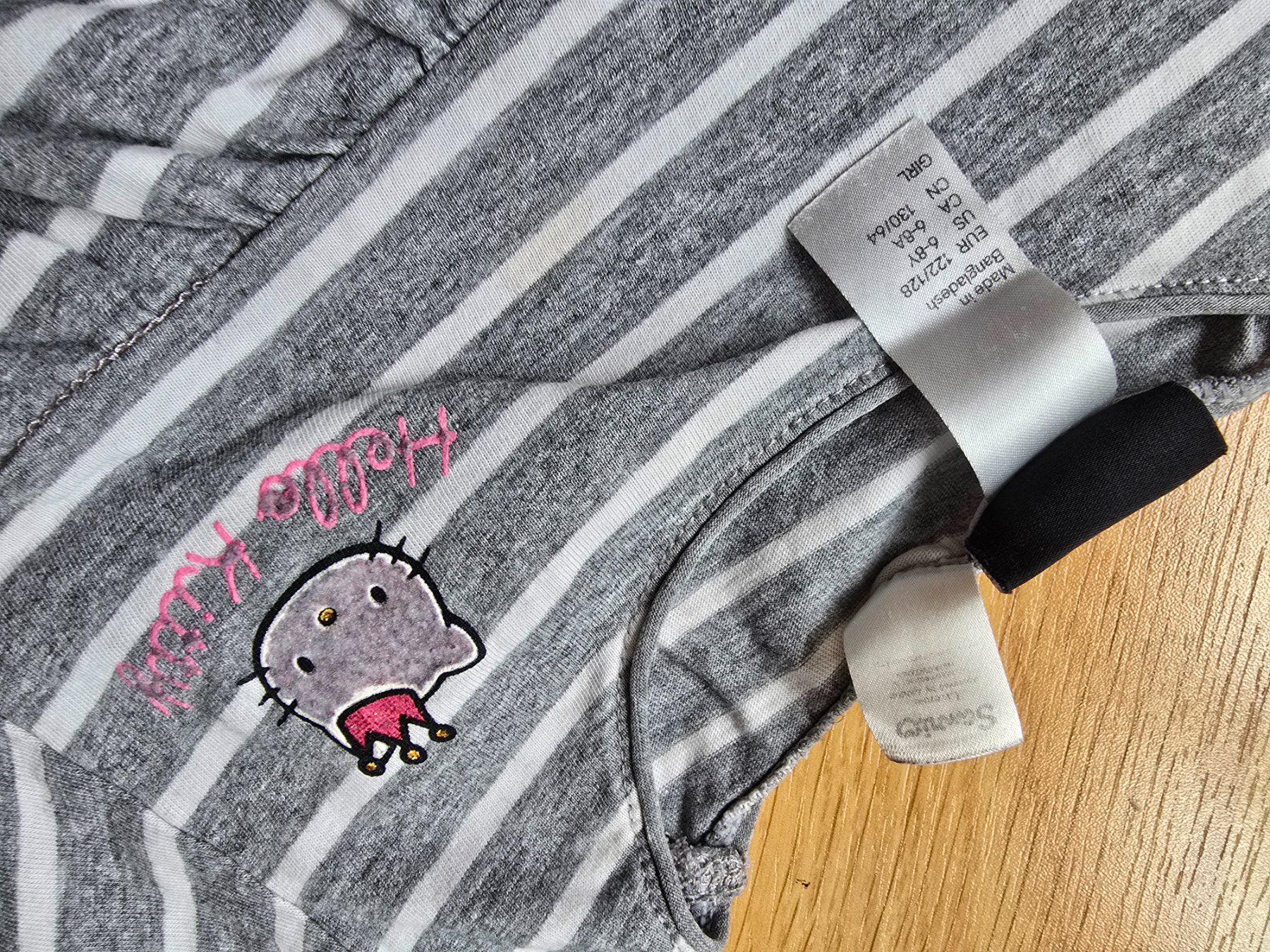 Camicette, T-shirt & Top: Hello Kitty Shirt Gr. 122 - 128 – Usato da Büttikon AG venduto da Amineah 1