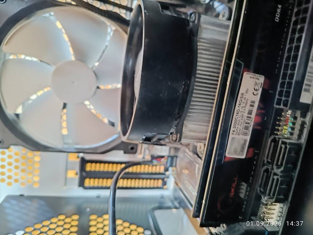 PCs: Gaming PC Phanteks Gehäuse Aorus Mainboard gebraucht – D'occasion à Rümlang par Poli22 2