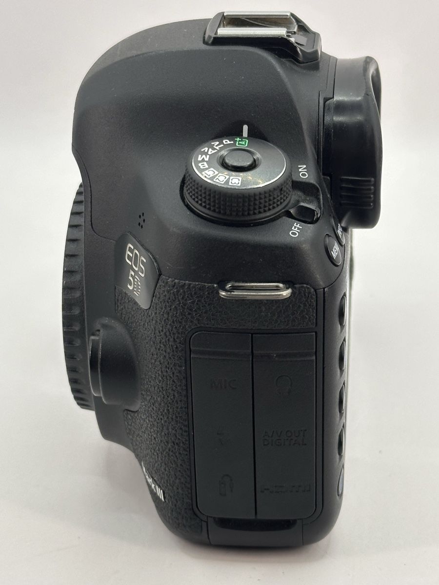 Canon Kamera: Canon Eos 5D iii Kit 25-105 mm Objektiv – Gebraucht aus Arbon von Sed_9bj9 2