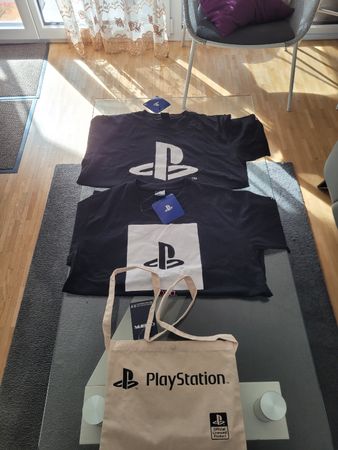 PlayStation T-Shirt, Brand New, Size L, Summer Style!