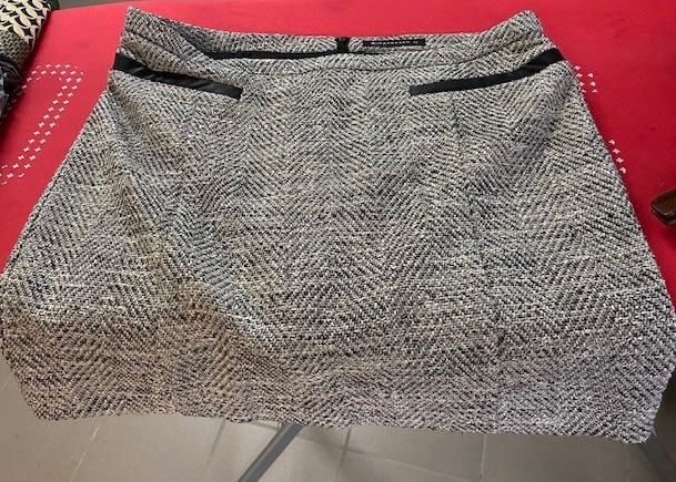 Gonne: Tweed Minirock von Expresso – Usato da Itingen venduto da GabrielaVDH 1