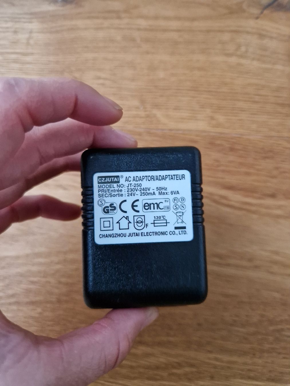 Unità & Adattatore: AC Adapter – Usato da Eschenbach SG venduto da SanFranciscoCalifornia 1