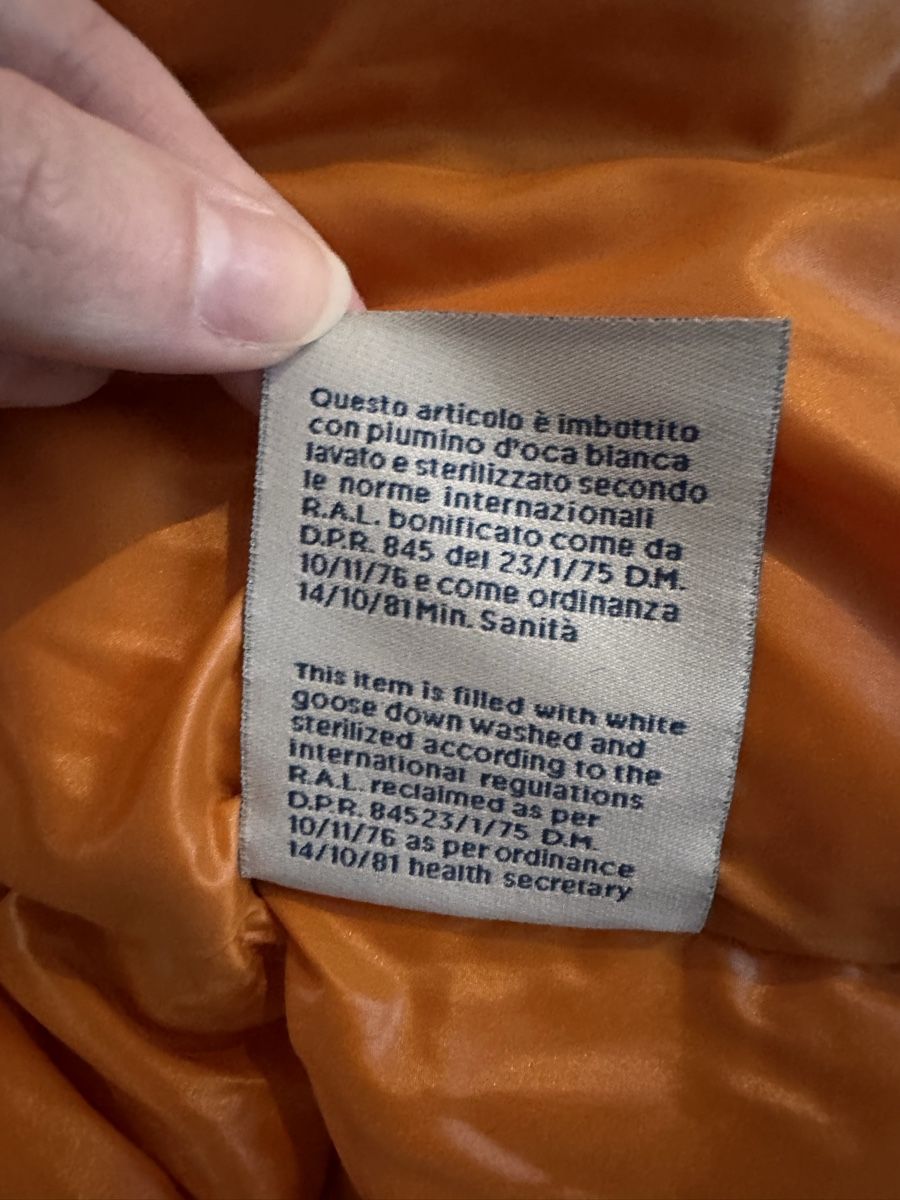 Moncler Giacche: Moncler Maya Jacket 70th anniversary – Nuovo (secondo la descrizione) da Küsnacht ZH venduto da bev_k7wy 4