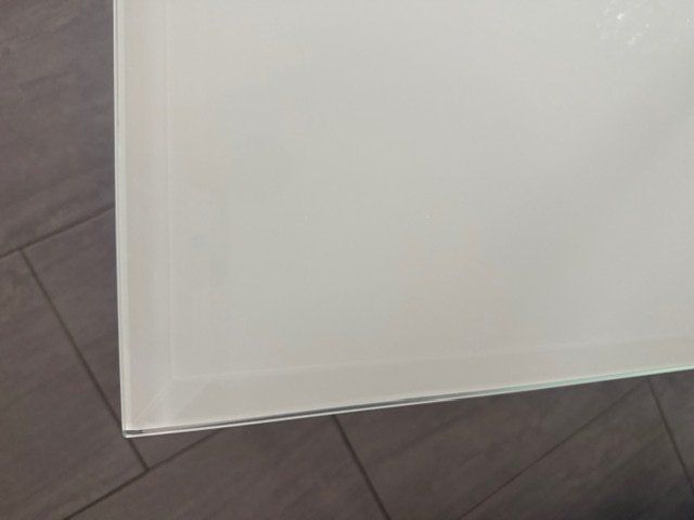 Tavoli: Moderner Couchtisch, Glasplatte, Chromgestell, Top Zustand – Usato da Wallisellen venduto da Pepolo 2