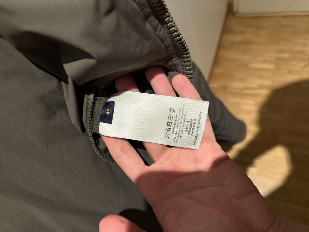 Louis Vuitton Mäntel: Louis Vuitton Puffer Flower Jacket Khaki – Neu (gemäss Beschreibung) aus Genève von SG_73 3