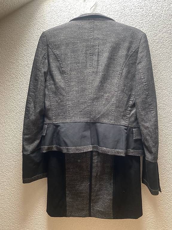 Kostüme: Damenkostüm Biotto Giuseppe 36/38 – Gebraucht aus Rorschach von Lauraq12 1
