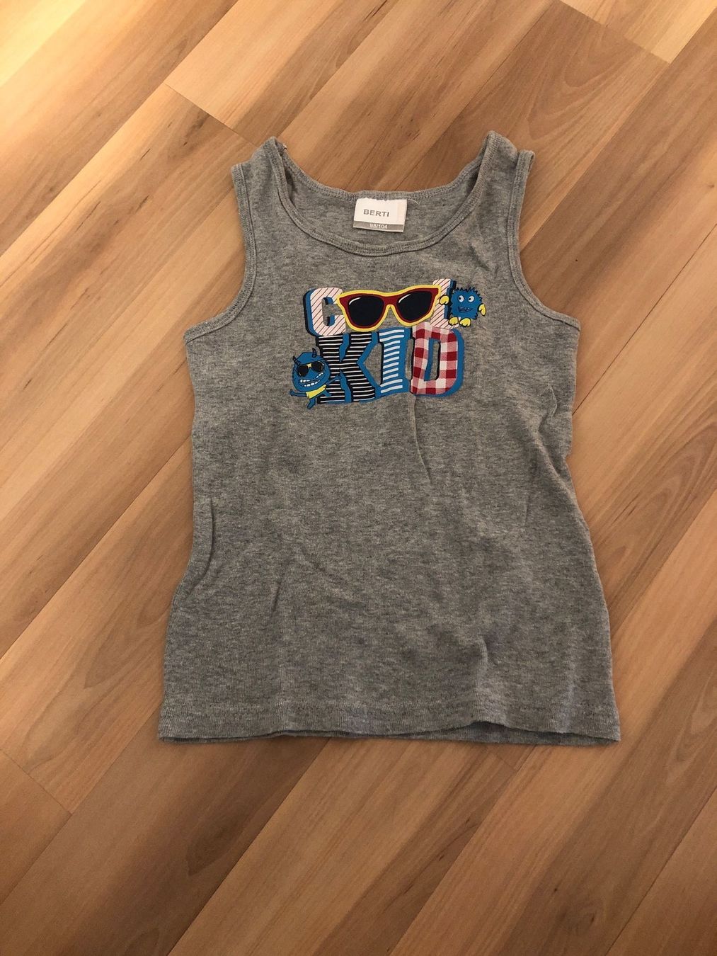 Camicie, T-shirt & Polo: Tops Grösse 98, Top Zustand – Usato da Vilters venduto da san_2t9g 1