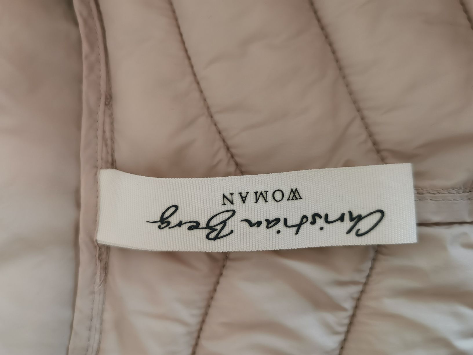 Giacche: Jacke CHRISTIAN BERG gr. 40/beige – Usato da Ebnat-Kappel venduto da ani_fq2z 1
